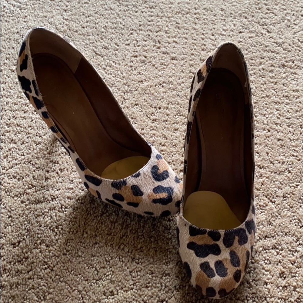 Leopard print BCBG high heels